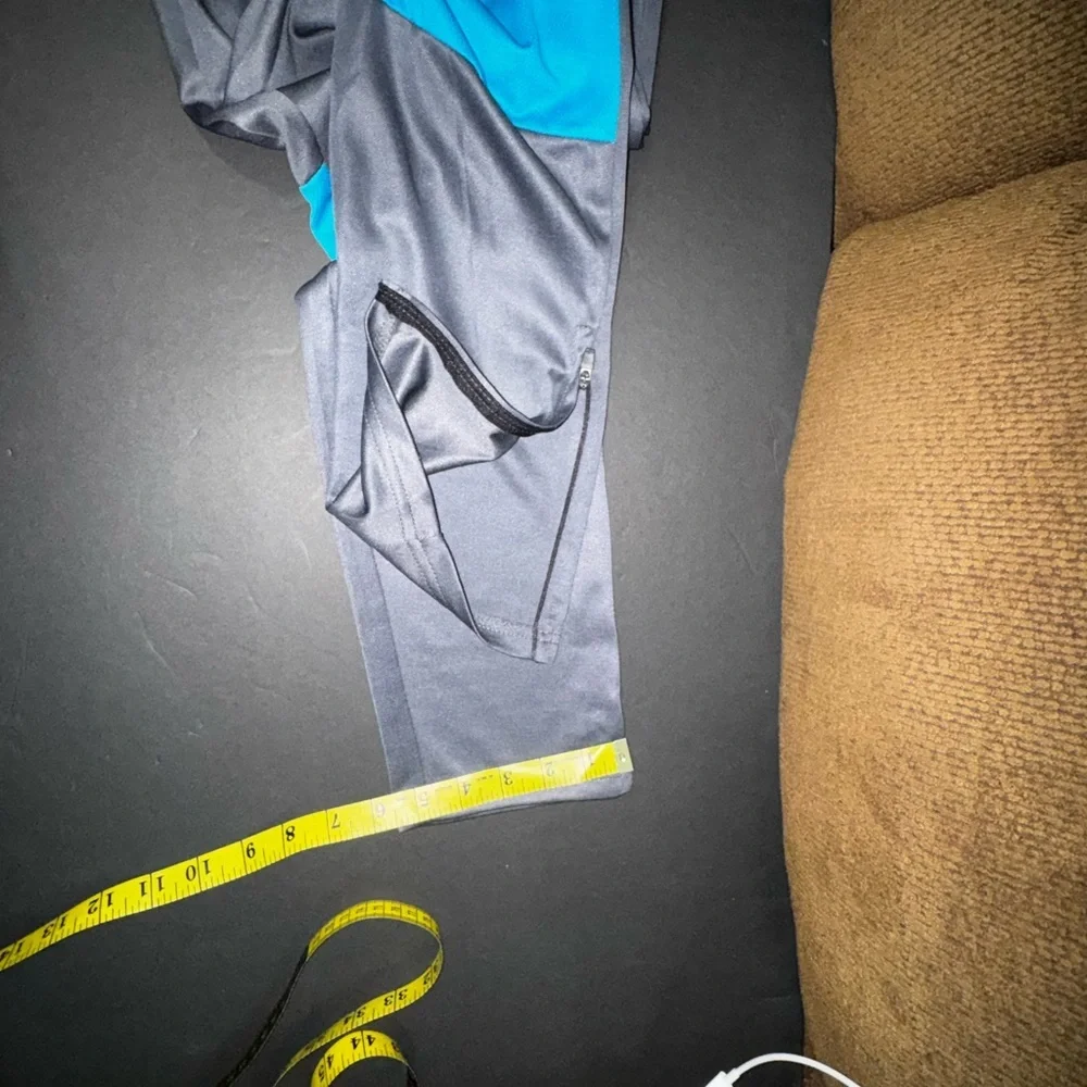 Track & Field Pants I Men’s I Athletic I Track & Field I Zipper-Hem I Size M